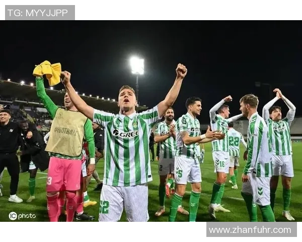 探索足球员号码背后的故事与意义,揭示他们与球迷之间的情感纽带 探索足球员号码背后的故事与意义,揭示他们与球迷之间的情感纽带